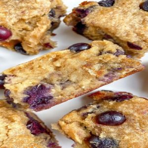 Enjoy This Healthy And Delicious Banana Bread Blueberry Collagen Bars