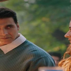 Akshay Kumar Enjoys Memes Made By Filhaal Fans; Reposts Some Of Them