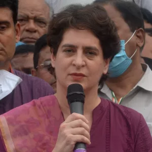 "PM has handed over nation's properties to his friends": Priyanka Gandhi 