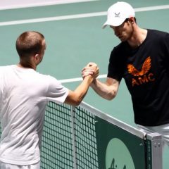 Andy Murray accepts wild card for Dubai Tennis Championships