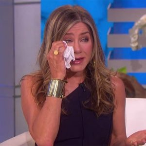 Jennifer Aniston Gets Emotional In Sneak Peek Of 'The Ellen DeGeneres Show' Farewell Season