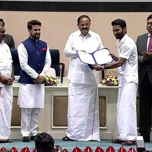 Dhanush honoured as Best Actor at 67th National Film Awards