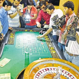 Gambling racket busted in Delhi, 16 arrested