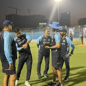 T20 WC: Mentor Dhoni joins Team India