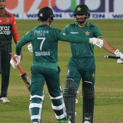 Pakistan beat Bangladesh by 4 wickets