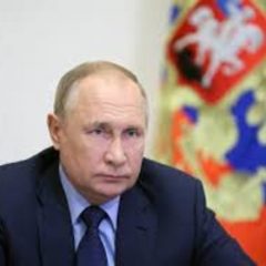 Russia ready to help resolve crisis on Polish-Belarusian border: Putin