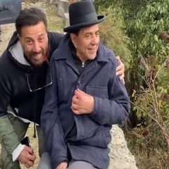 Dharmendra Deol Thanks 'Darling Son' Sunny For Taking Him To Himachal