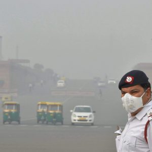 Delhi's air quality slips to 'very poor' category, AQI at 308