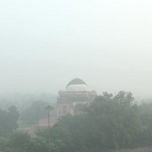 Delhi : Air Quality 'severe'