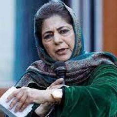Mehbooba Mufti, PDP leaders hold protest in Jammu