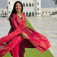 Pakistani Model Sauleha Apologises over Her Bareheaded Photoshoot At Kartarpur Sahib