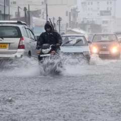 IMD issues 'orange alert' for Bengaluru, moderate to heavy rainfall