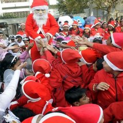 Amid Omicron surge, Delhi bans gatherings for Christmas, New Year