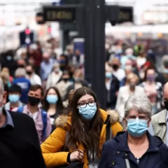 UK logs over 2,00,000 daily COVID-19 cases for first time since start of pandemic