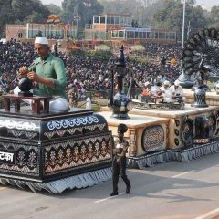 Karnataka's R-Day tableau themed on traditional handicrafts