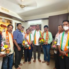 Goa polls: Pramod Sawant welcomes former sarpanch Fondu Sawant, others in BJP