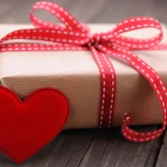 Valentine’s Day: Unique Gifts Ideas To Express Your Love & Amp Up The Romance