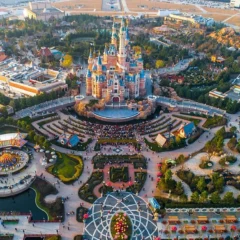 Shanghai Disneyland Shut Doors, Visitors Unable To Leave