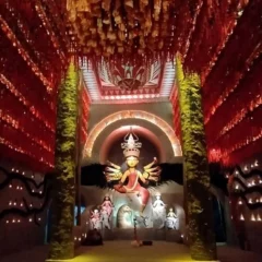 This Year The Innovative Durga Puja Pandal Depicts The Journey Of Kolkata
