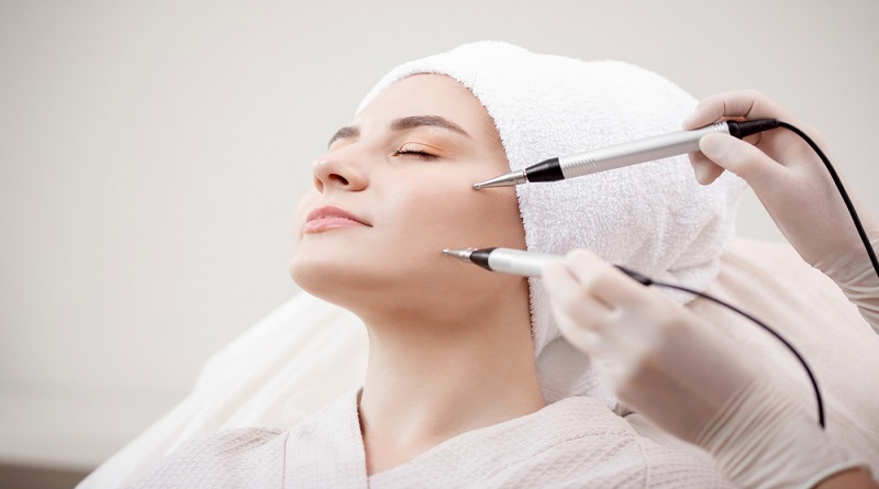 Benefits of Galvanic Facial Treatment | Complete Guide 2023