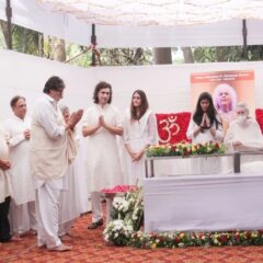 Amitabh Bachchan, Jaya Bachchan Pay Their Last Respect To Santoor Legend Shivkumar Sharma
