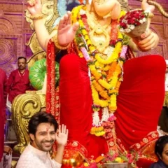 On Ganesh Chaturthi, Kartik Aaryan Drops Pictures From His Visit To Lalbaugcha Raja
