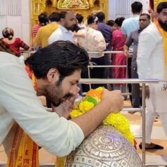 Kartik Aaryan Visits Sidhivinayak Temple As 'Bhool Bhulaiyaa 2' Releases Today