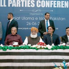 Pakistan: SC seeks record of NA proceedings on no-confidence motion against Imran Khan
