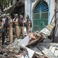Supreme Court halts demolition drive in Delhi's violence-hit Jahangirpuri