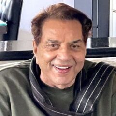 Dharmendra Deol Discharged From Hospital After Suffering Muscle Pull In His Back