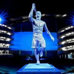 Manchester City : Sergio Aguero statue to celebrate Title