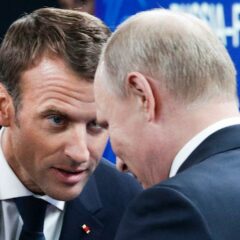 Putin warns Macron, Scholz on giving weapons to Ukraine