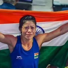 Six time World Champ Mary Kom injured during bout, withdraws from CWG
