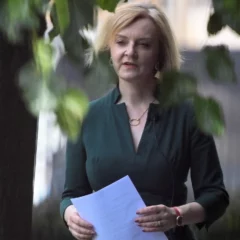 Liz Truss leads race for UK PM, Rishi at no 2: New Survey